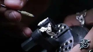 Jewelry work -  stone setting Sapphires on filigree ring