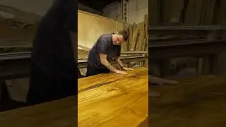 Когда много смолы!  #reels #epoxyresintable