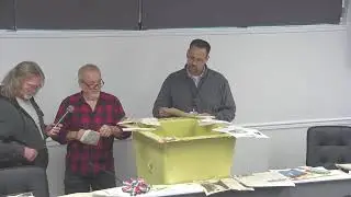 Arrowhead Mall Time Capsule Opening