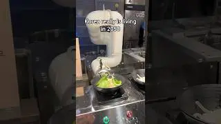 Udon-making Robot at a Buffet in Korea 🍜🤖 #korea #southkorea #seoul #koreanfood