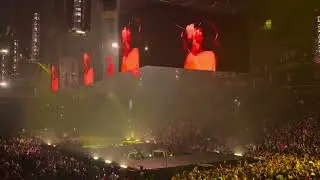 Billie Eilish &ldquo;Lunch&rdquo; 11-10-25 Tulsa OK BOK Center 