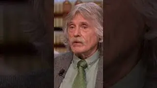 Johan Derksen kan niet lachen om grapje van Wilfred Genee...