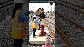 #train What Makes the Manual Railway Switch Mechanism Unique!
