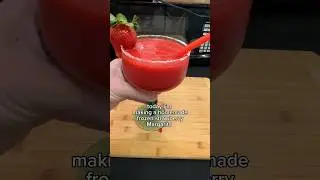 Homemade frozen strawberry margarita recipe 🍓 #homemade #margarita #recipes