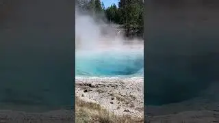 Yellowstone #Celestine pool