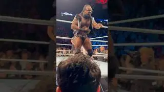 Xavier Woods arguing with fans #wwe #xavierwoods #newday