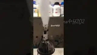 kmno4+H2O2 #blast #chemicalreaction #visualalchemy #colorfulreactions