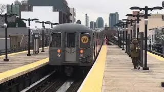 Not In Service R68A (W) train bypassing Astoria Blvd, in Queens. #nycsubwaytrain #queensnyc #mta