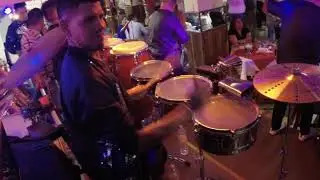 Popurrí The Latín Brothers en vivo Hugo Latino Timbal