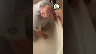Removing Garden Tub #ejflooring #columbiamo #yfntg