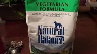 louie vegan | Giselle Feelz