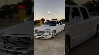 8 Speaker Roof Rack on the Dropped GMC Sierra Crew Cab #crewcab #gmcsierra #gmc #caraudio #speaker