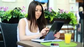 Estudia tablet en Braniff