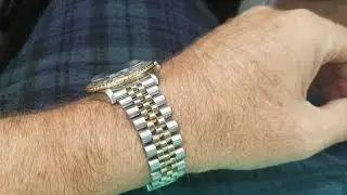 Talking vintage Rolex as a daily wear.