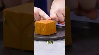 Нарезаем норвежский сыр😮
