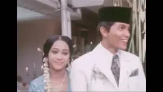 Sukmawati Sukarnoputri menikah tahun 1969.