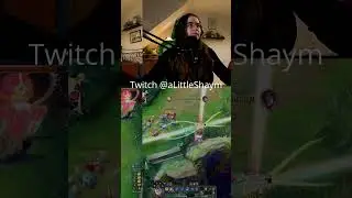 Wenn man nach einem guten Play direkt wieder intet... |  #leagueoflegends #twitch #gaming