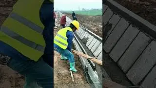 Genius Rural Hack : Building Concrete Canals with Reusable Molds