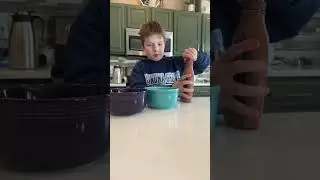 My friend is making me an ice cream sundae W or L￼