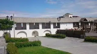 Крепостная стена в Астраханском кремле Fortress wall in the Astrakhan Kremlin 阿斯特拉罕克里姆林宫的堡垒墙 アストラハン