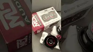 MTX TR40C Speakers Close-Up