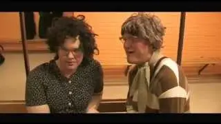 Agneta & Johanna p&aring; danskurs