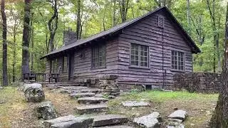 Two-bedroom cabin tour at Devil&rsquo;s Den Park in Arkansas