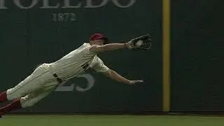 KC@CLE: Murphy makes an outstanding catch in right