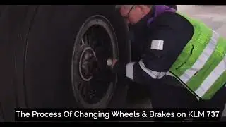 Plane tyre change