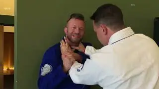 4 Wall Pin Escapes  Jiu-Jitsu Self-Defense When You Are Backed Into A Corner_R