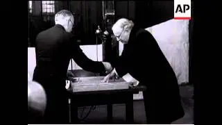 Sir K Wood At Fairey Aviation Works