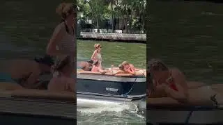 Pontoon cruising and fun #yachtingwithchristos