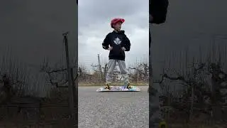 Skateboard tutorial with jetty and Riley 