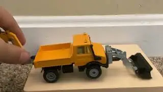 Siku Mercedes-Benz Unimog backhoe review ￼ ￼