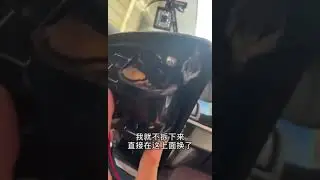 How to replace the central console ashtray of BMW F10 F11?