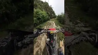 Muddy Trails 🙈😂 #ktm #dirtbike #mud #trails#enduro #reels #viralvideo