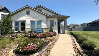 NEW Model Home Tour : Quaint Home Tour Set to Music 