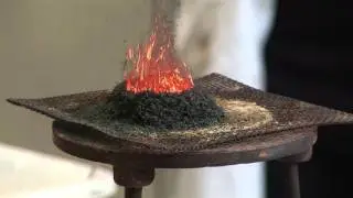 Doświadczenie naukowe - dichromian amonu - reakcja chemiczna - wulkan - UTP - Bydgoszcz