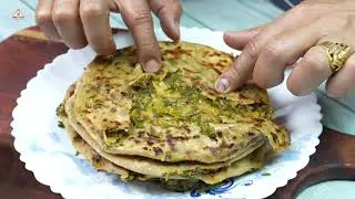 Winter Special हरे प्याज का चटपटा पराठा & नए तरीके का रायता | Paratha Recipe | Raita Recipe |