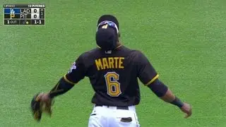 LAD@PIT: Marte nabs Hernandez after a dropped popup