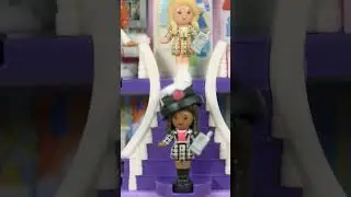 Polly Pocket Collector: Clueless Compact Playset