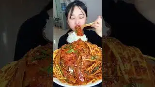 Eat White Rice With Cold Garlic Sprouts Salad, Easy Dried Vegetable Salad With Spicy Vermicelli
