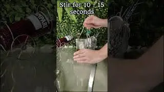 ✨This Whiskey, Gin and Brandy cocktail combo will hit you like THUNDER ⚡! Meet the Thunderclap!
