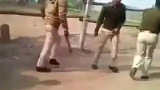 Bihar CM Nitish Kumar's Convoy Attacked