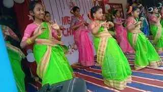 free Christmas celebration at school