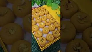 Keshari Kandi Pedha | सातारी केशरी कंदी पेढा | MadhurasRecipe Foodie