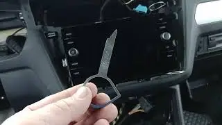 Демонтаж магнитолы на новом Тигуане