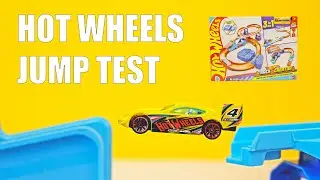 Let’s Play: Setting Up the Hot Wheels Jump Track!