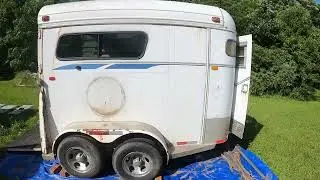 Horse Trailer Conversion to mobile Coffee Shop - Demolition Day