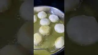how to make  the perfect fried dumplings// Jamaican Style